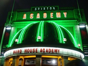Hardhouse Academy - Hoog slagingspercentage met Partynight!
